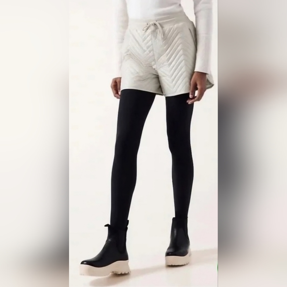 Athleta Apres Quilted Ski Shorts, identified by the distinct chevron quilting - Picture 14 of 14